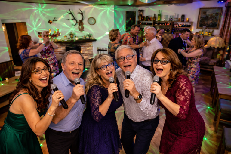 DiskoHall 10 %chata chalupa ubytovaní velká orlické hory ubytovani se psy s dětmi rodiny skupinyfilename%